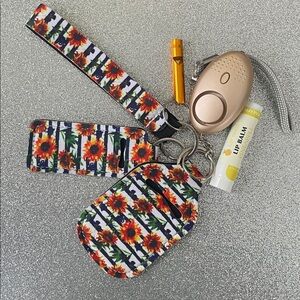 NWOT Kid Friendly Sunflower Print Safety Keychain Set